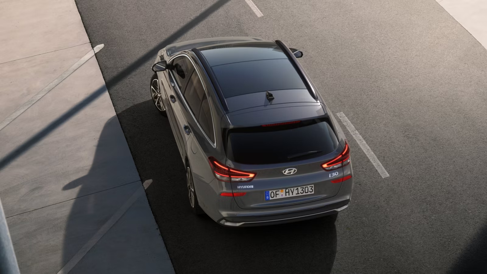 hyundai_i30wagon_greypearl_back