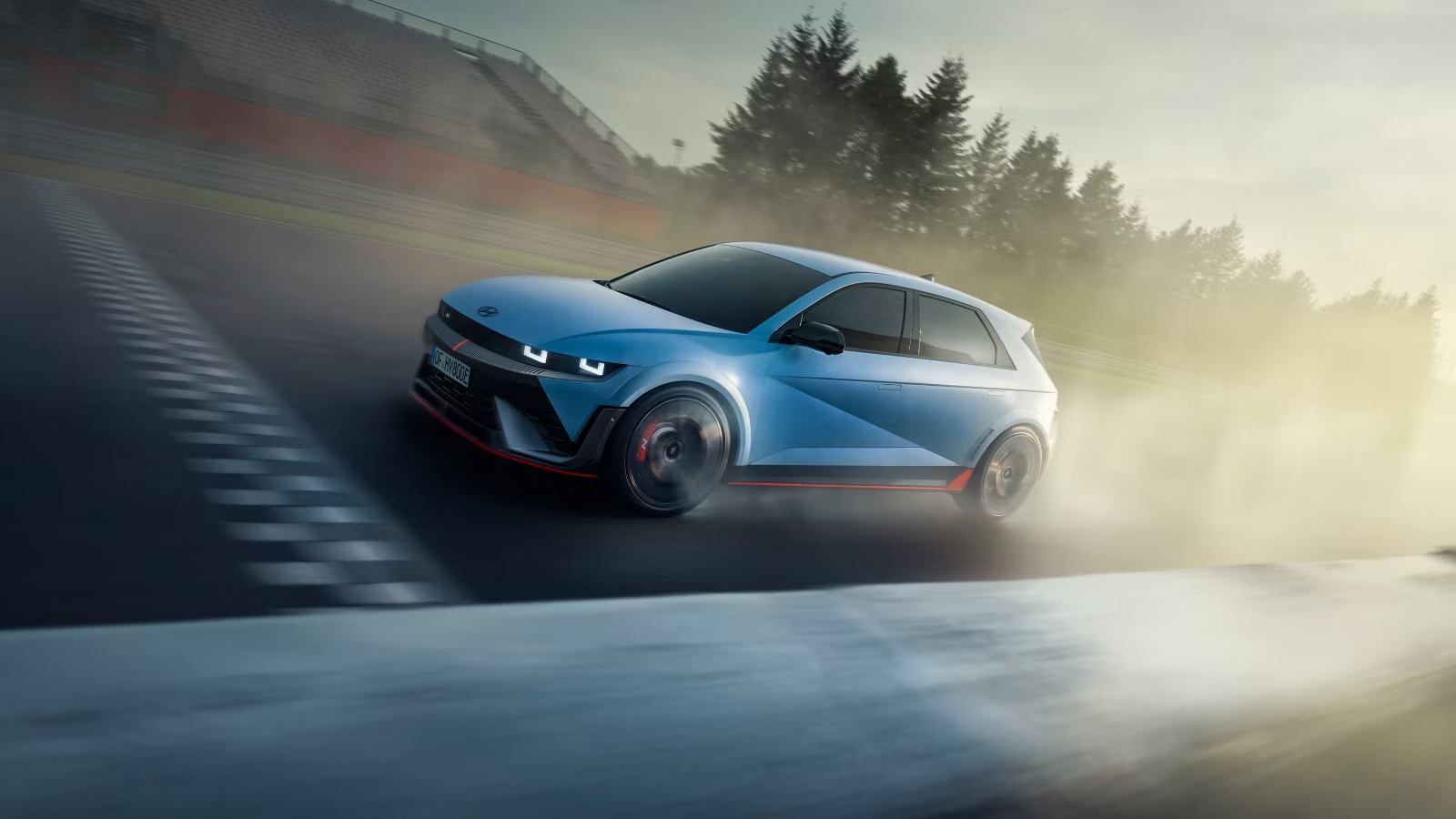 hyundai_ioniq5n_exterior_driving_front