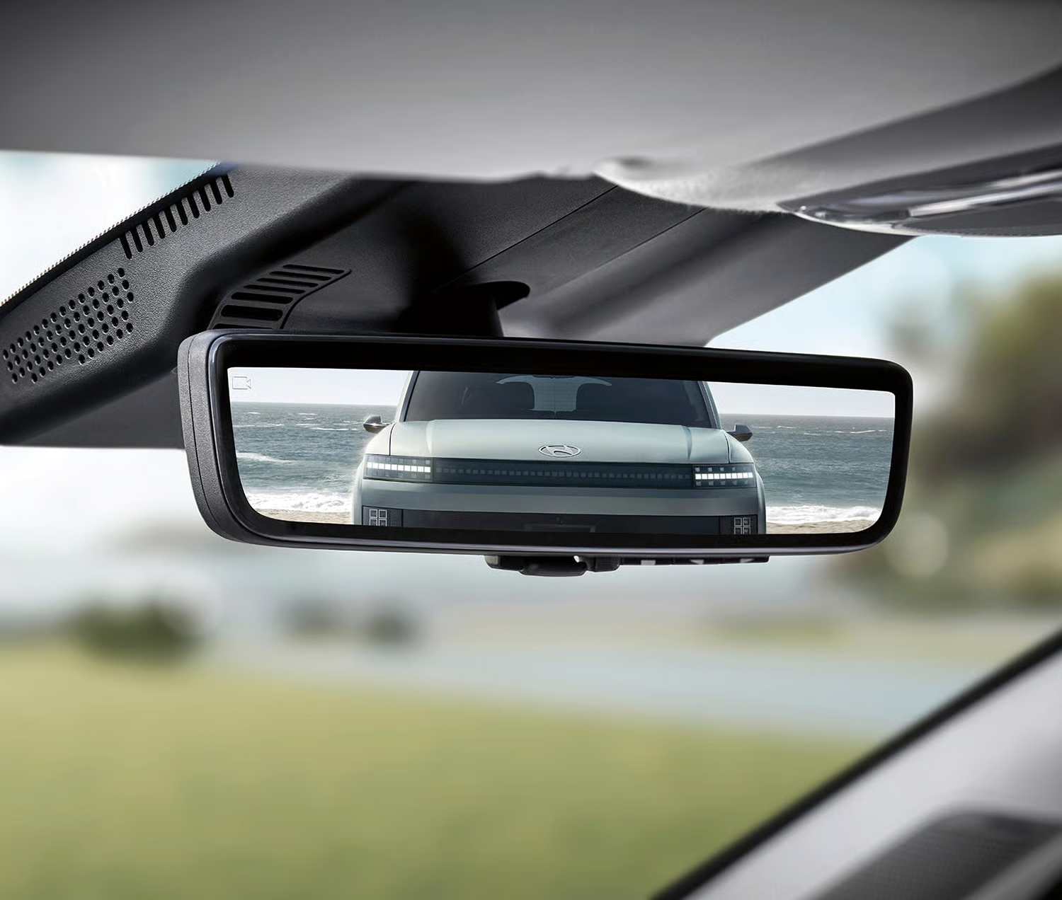hyundai_ioniq9_digital_centre_mirror